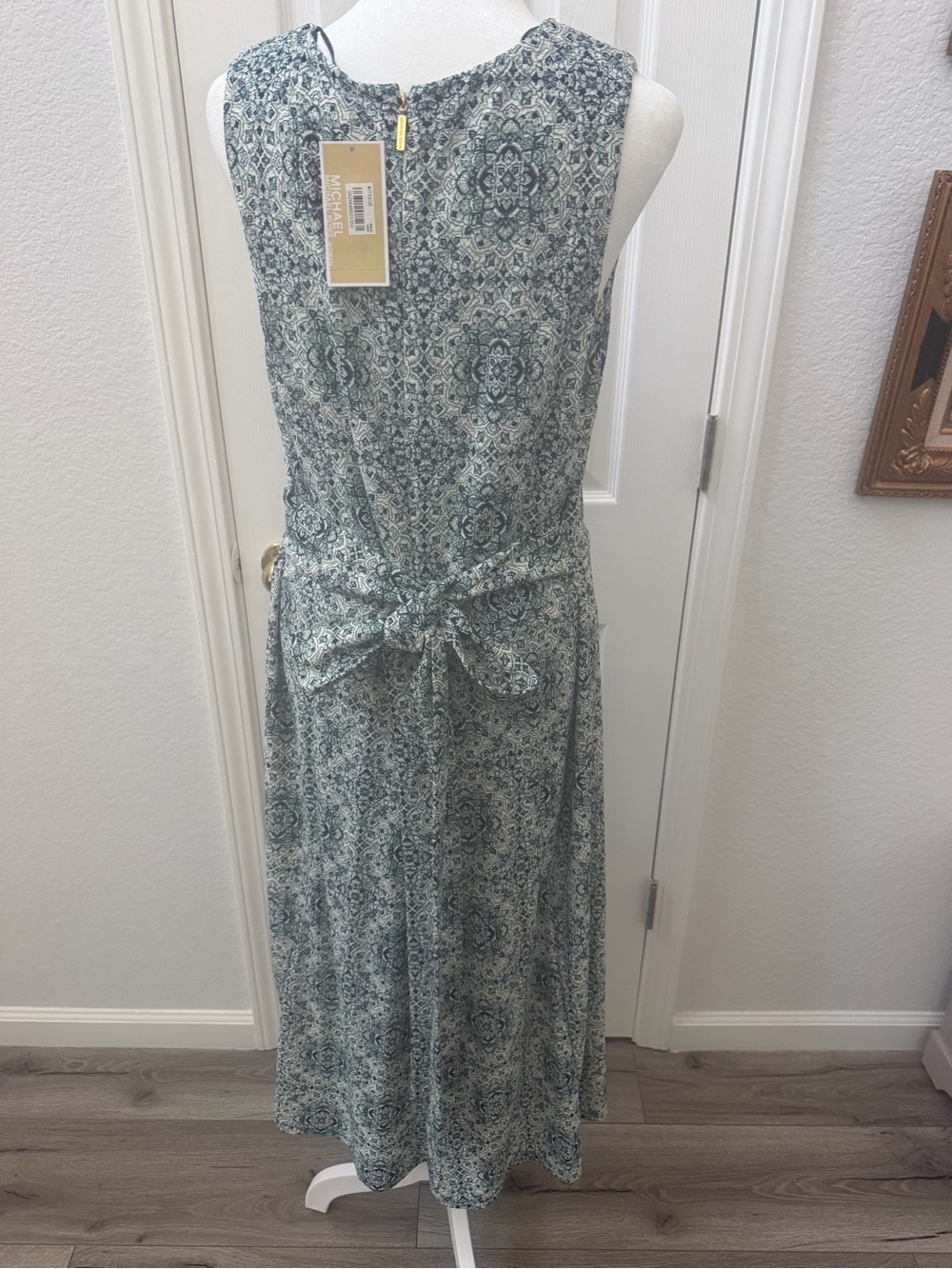 NWT MICHAEL Michael Kors Medallion Faux Wrap Midi Dress plus Size OX - Picture 2 of 9